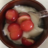 ⁑離乳食カミカミ期⁑さくらんぼのヨーグルト